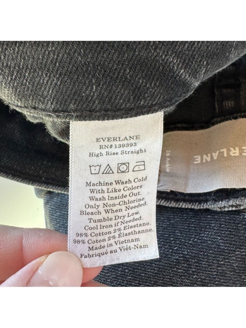 Everlane High Rise Straight Jeans Faded Black Size 26 Ankle - Picture 6 of 6
